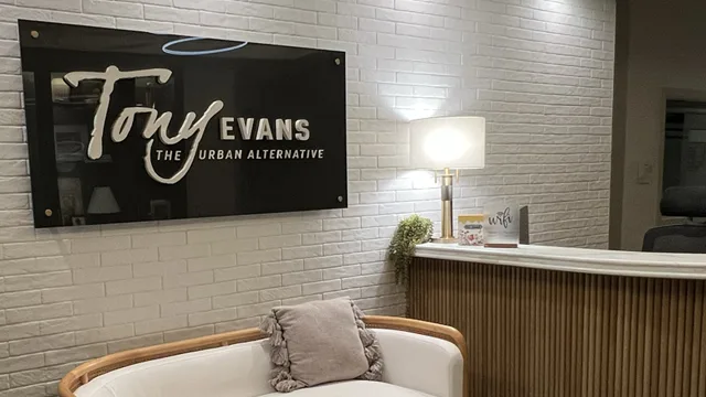 Interior & Exterior Signage | Wayfinding | Plaques